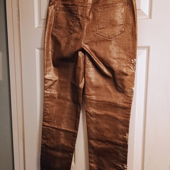 Chicos Pants, Womens, 1R, Flowers on front of Legs, High Waist, NWOT - Picture 7 of 9